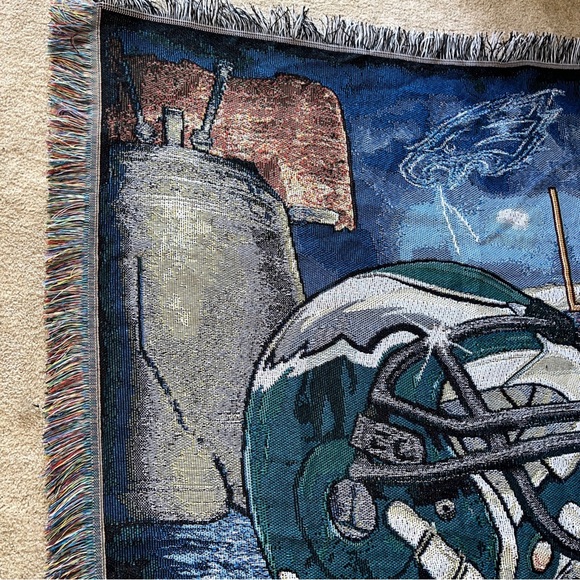 Philadelphia Eagles Vintage 90s Big Helmet Logo Woven Throw Blanket NFL PA - Picture 4 of 6